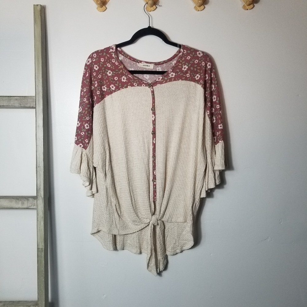 NWOT ADORA WOMEN'S BLOUSE SIZE LARGE